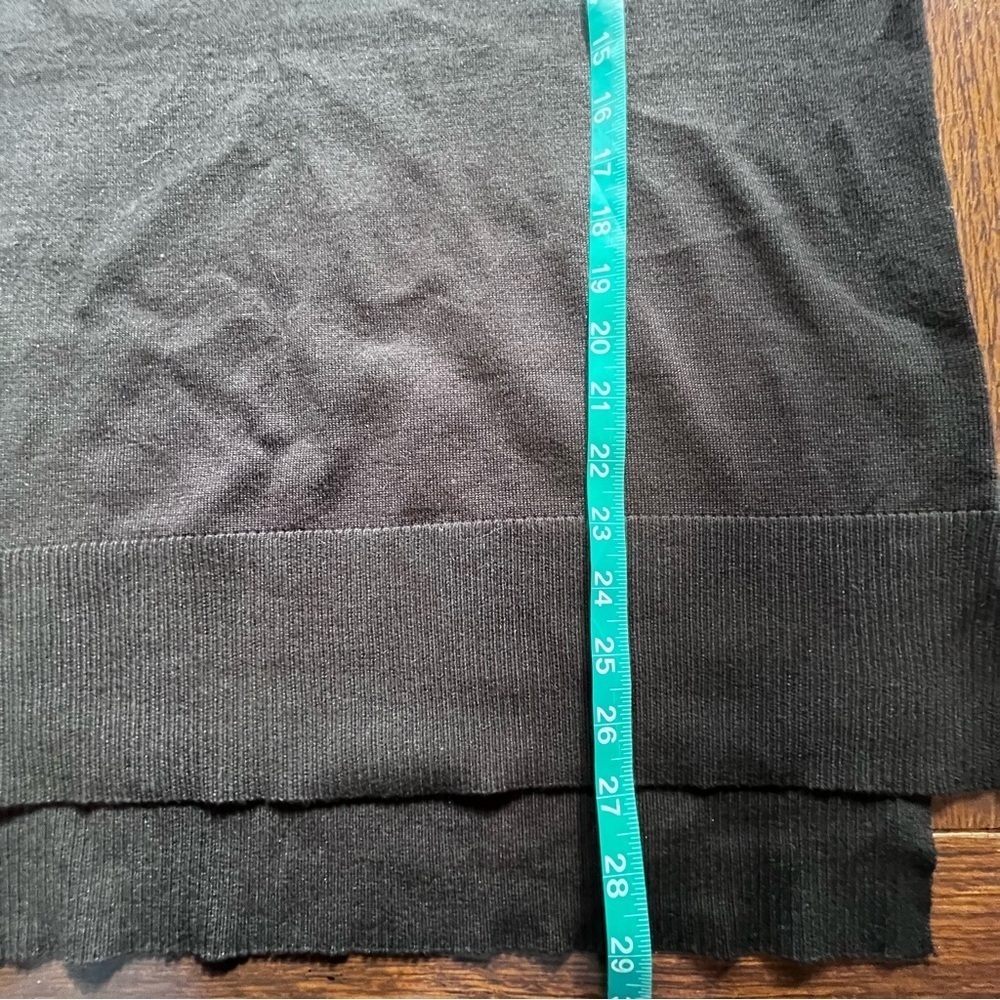 Cable & Gauge Black Front Pocket sweater, 3/4 Sleeve size Large - Picture 5 of 6
